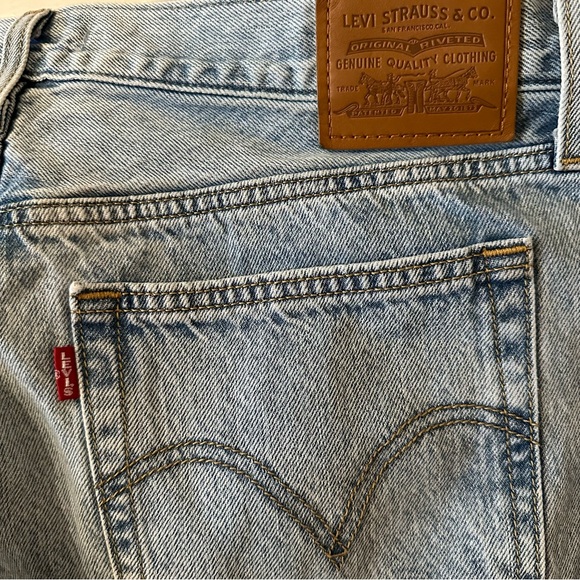 Levi’s Wedgie Straight Jeans size 32 NWOT - Picture 2 of 7